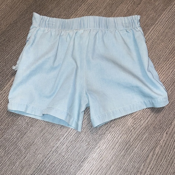 Girls Guess shorts/skort - Picture 4 of 6